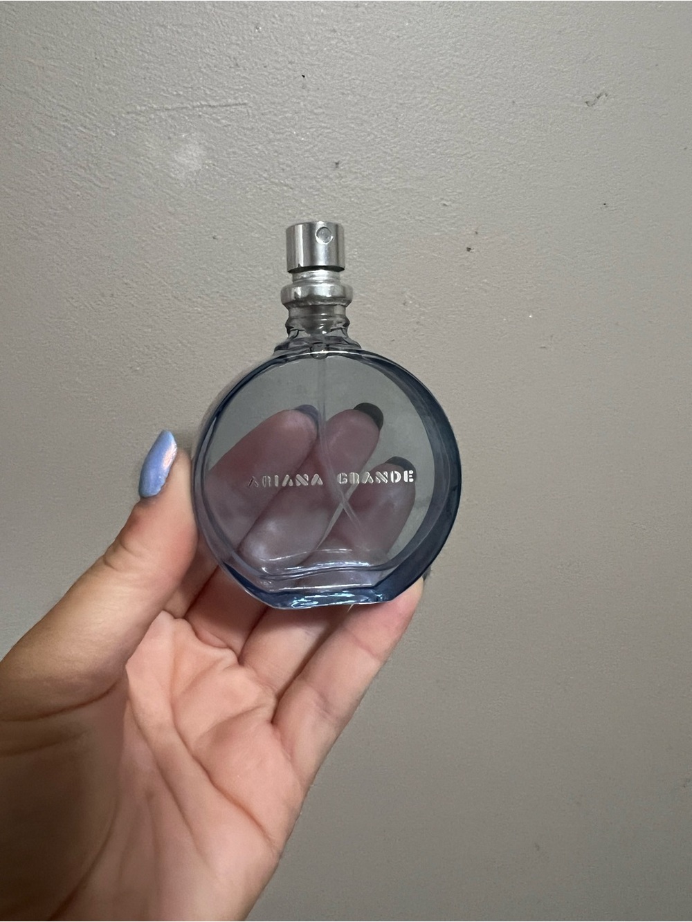 Ariana Grande Cloud Perfume - Picture 3 of 3
